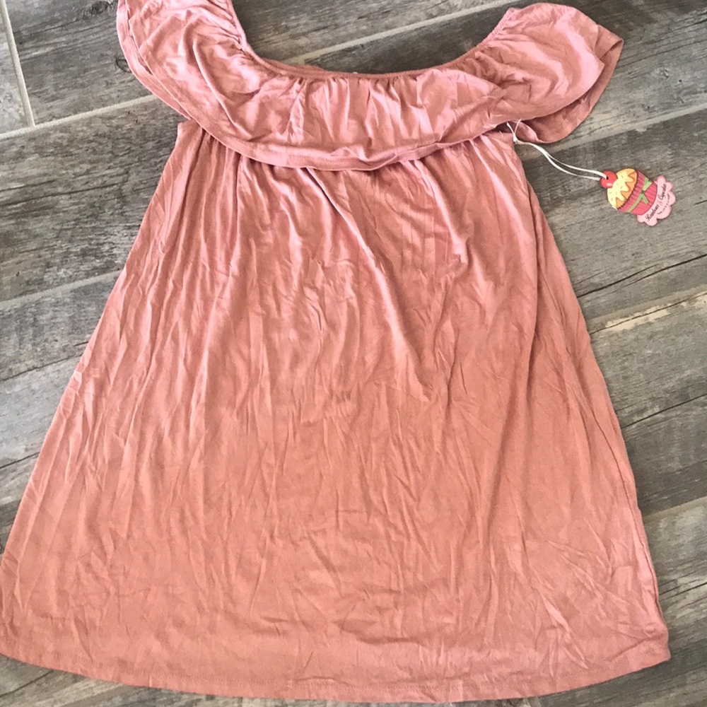 🍰 HOST PICK 🍰 Rainbows & Cupcakes Blush Shirt